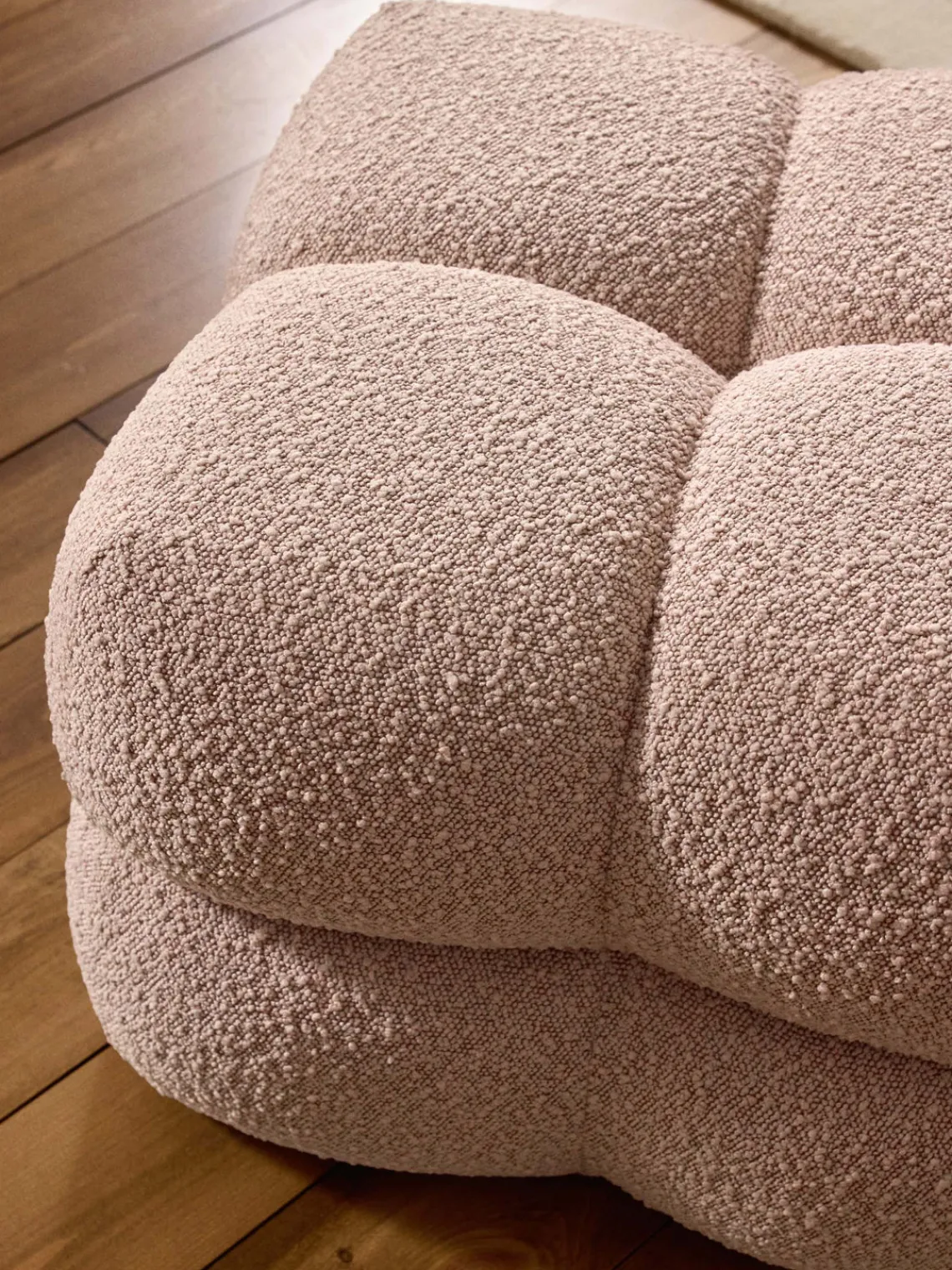 Pufs Y Otomanos|Pufs Y Otomanos>Westwing Collection Puf en tejido bouclé Ellie Bouclé rosa oscuro