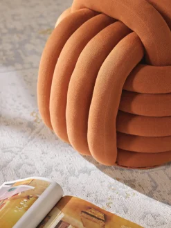 Puf nudo Twist Cojines Para Suelo Y Pufs|Pufs Y Otomanos