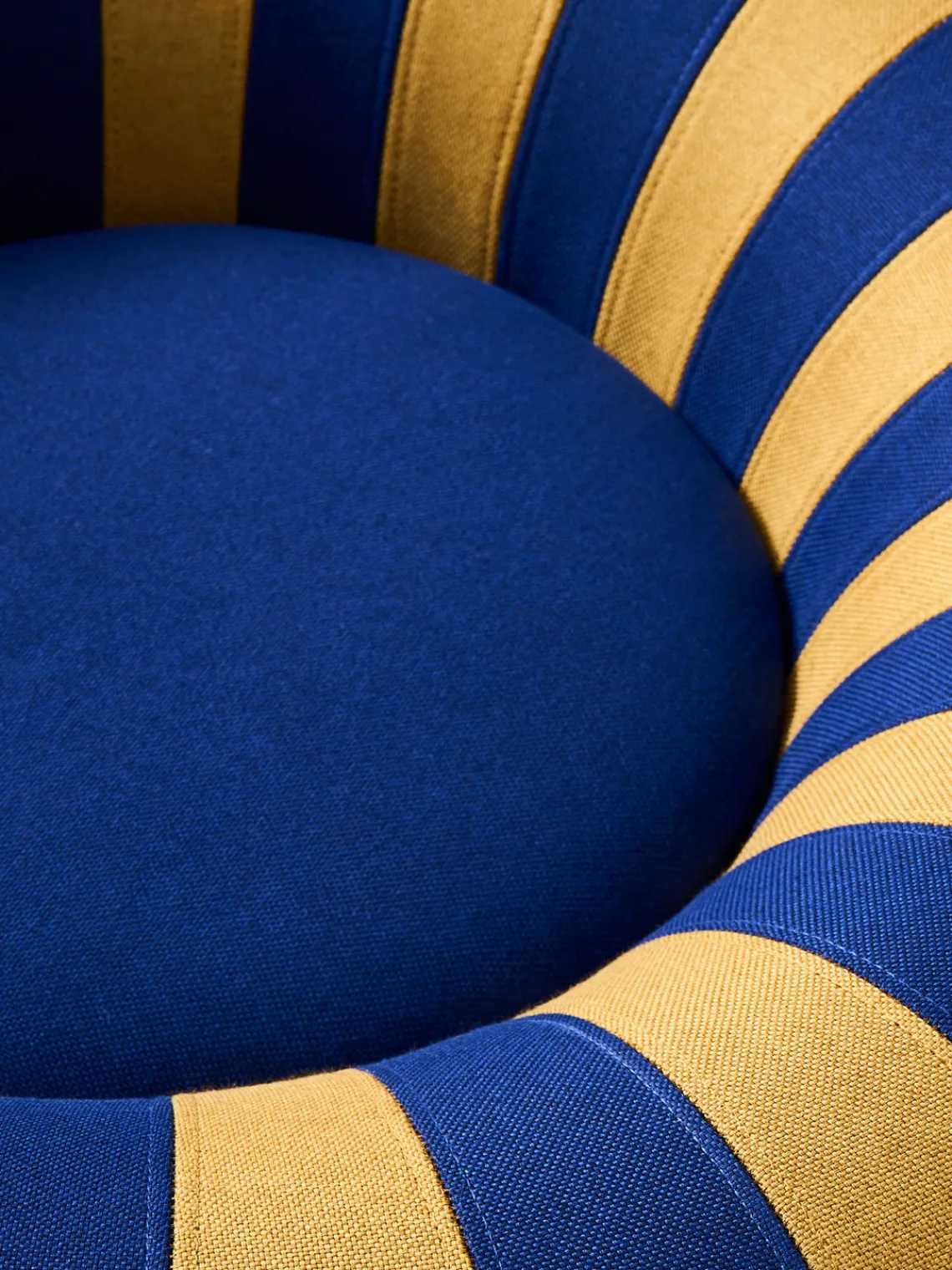 Puf De Exterior|Sillones>Studio About Puf redondo Float Azul oscuro, ocre