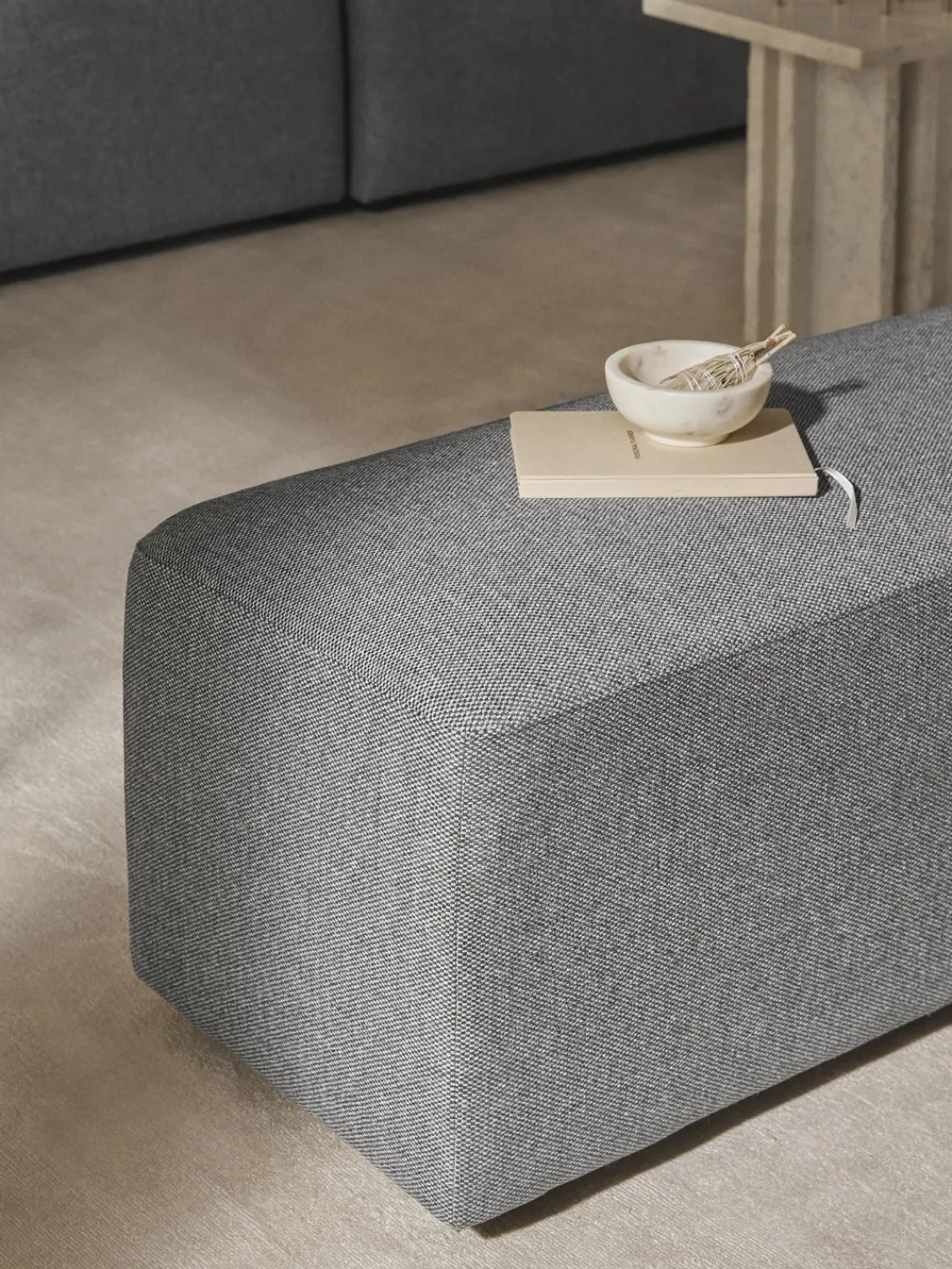 New Puf reposapiés grande Melva, 116 x 42 cm Reposapiés|Sofás