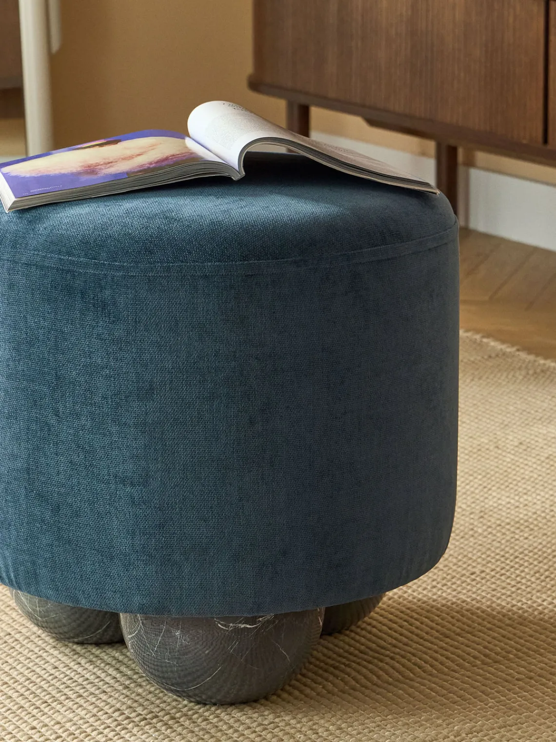 Pufs Y Otomanos|Pufs Y Otomanos>Westwing Collection Puf reposapiés tapizado con patas de bola de mármol Lino Tejido azul petróleo, gris antracita en aspecto de mármol