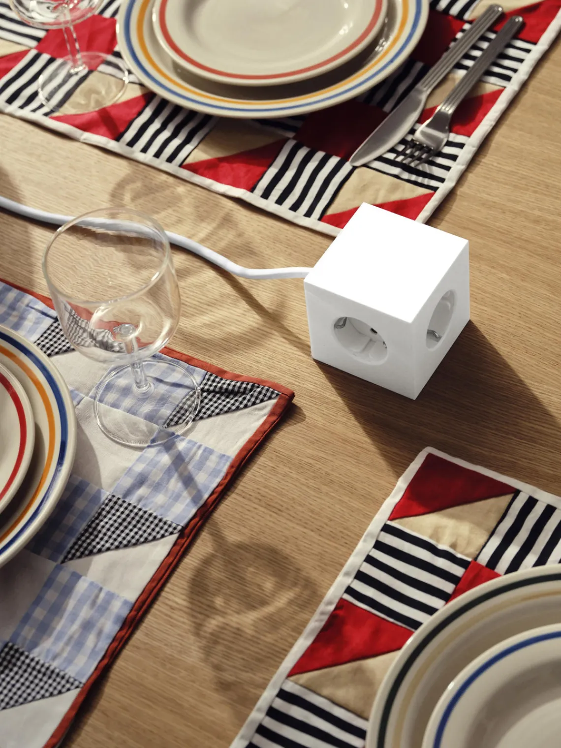 Material De Oficina|Material De Oficina>AVOLT Regleta Square 1 Blanco