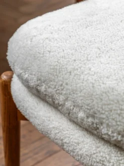 Reposapiés puf de borreguillo Datsun Pufs Y Otomanos|Pufs Y Otomanos