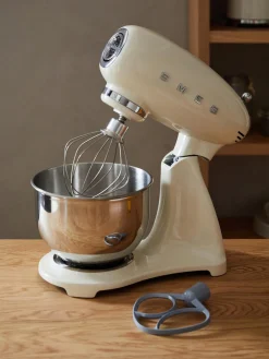 Aparatos De Cocina|Aparatos De Cocina>Smeg Robot amasador 50's Style Blanco crema brillante