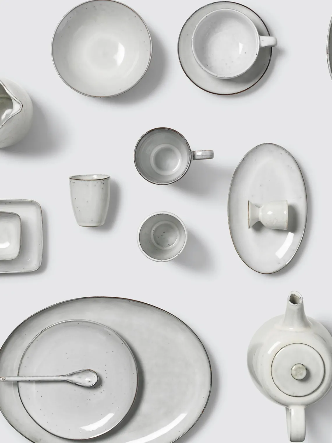 Vajillas Completas|Menaje De Mesa>Broste Copenhagen Servicio de té artesanal Nordic Vanilla, 2 comensales (7 pzas.) Nordic Sand