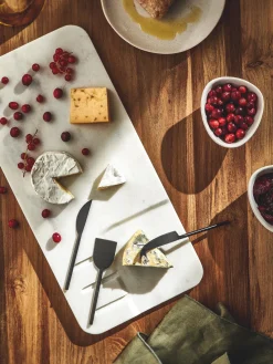 Tablas De Cortar|Utensilios De Cocina>Westwing Collection Set de fuente con cuchillos para quesos Jaya, 4 pzas. Mármol blanco, negro