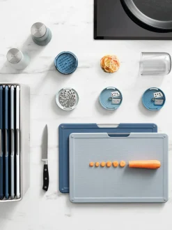 Tablas De Cortar|Utensilios De Cocina></noscript>Joseph Joseph Set de tablas de cortar con soporte Folio, 5 pzas. Plateado, tonos grises y azules