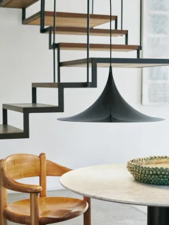 Discount Silla con reposabrazos con madera de pino Daumiller Sillas Con Reposabrazos|Sillas