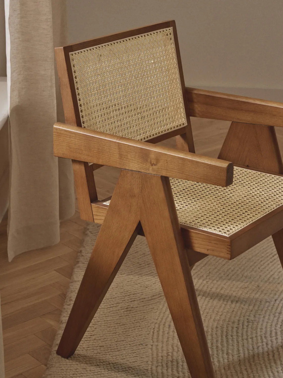 Sillas De Madera|Sillas Con Reposabrazos>Westwing Collection Silla con repozabrazos de tejido vienés Sissi Madera de roble oscura, beige claro