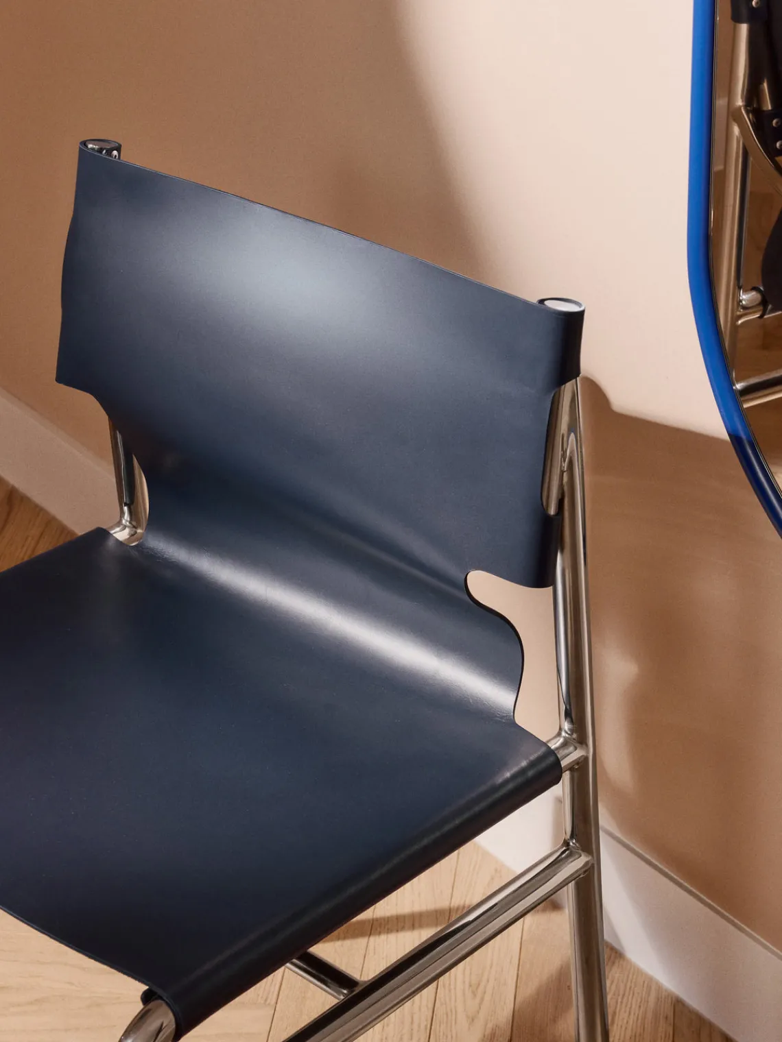 Sillas>Westwing Collection Silla de cuero Jordan Cuero azul oscuro, plateado