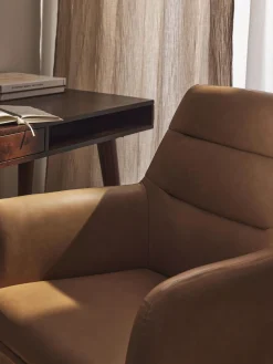 Sillas De Escritorio|Sillas De Escritorio></noscript>Westwing Collection Silla de escritorio de piel sintética con reposabrazos Benson, altura regulable Cuero sintético marrón claro