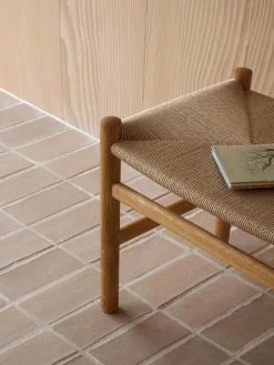 Sale Silla de madera con asiento tejido a mano CH36 Pufs Y Otomanos|Pufs Y Otomanos