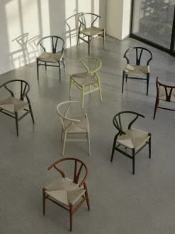 Sillas></noscript>Carl Hansen & Søn Silla de madera con asiento tejido a mano CH24 Madera de haya pintada en beige claro, beige