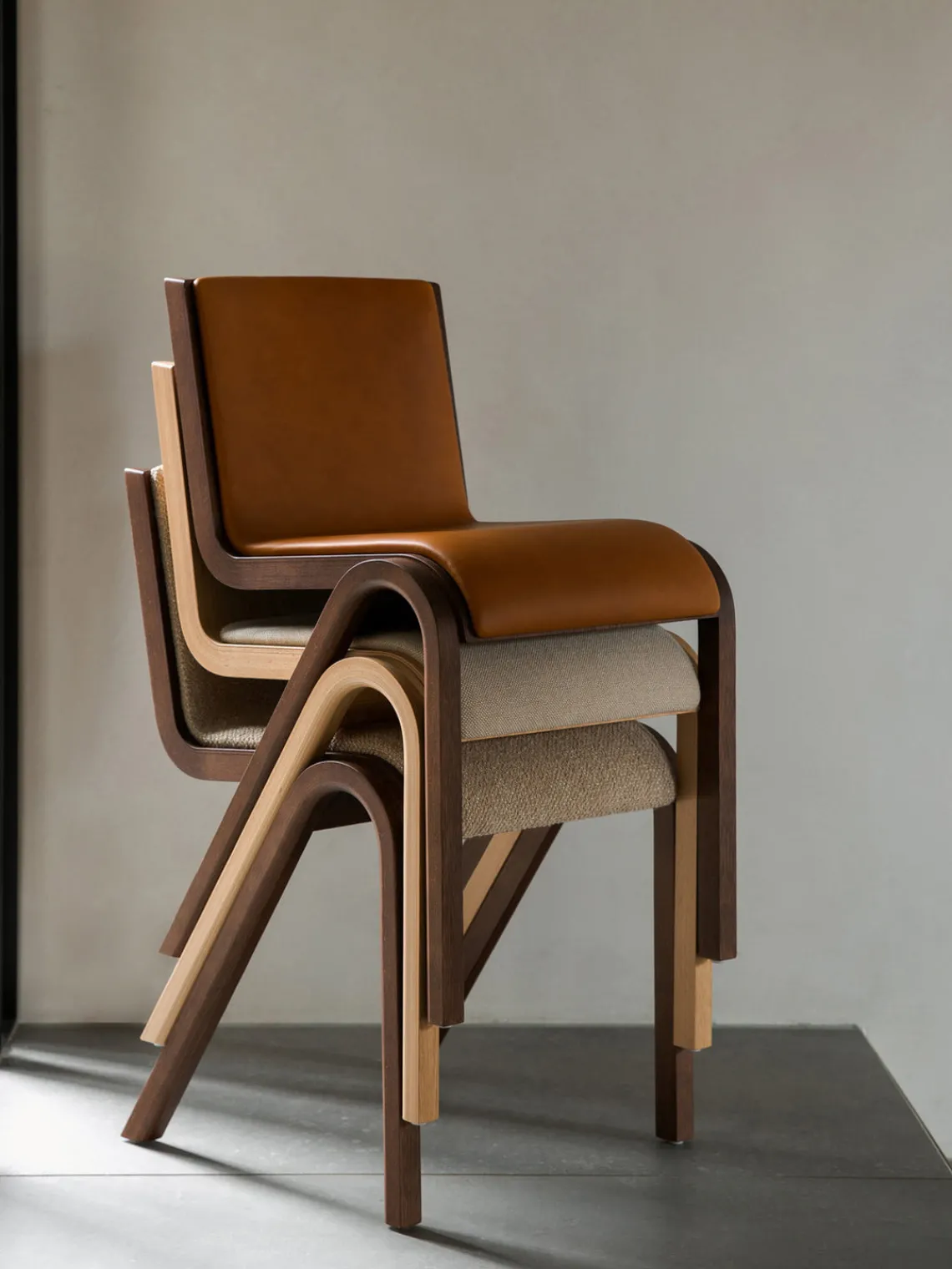 Sillas>Audo Copenhagen Silla de madera con asiento acolchado Ready Madera clara, beige