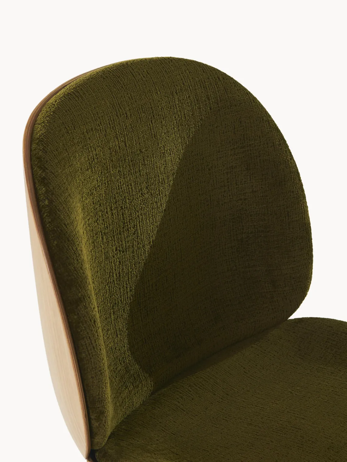 Sillas>GUBI Silla de terciopelo con asiento Beetle Terciopelo verde oliva, roble, negro brillante
