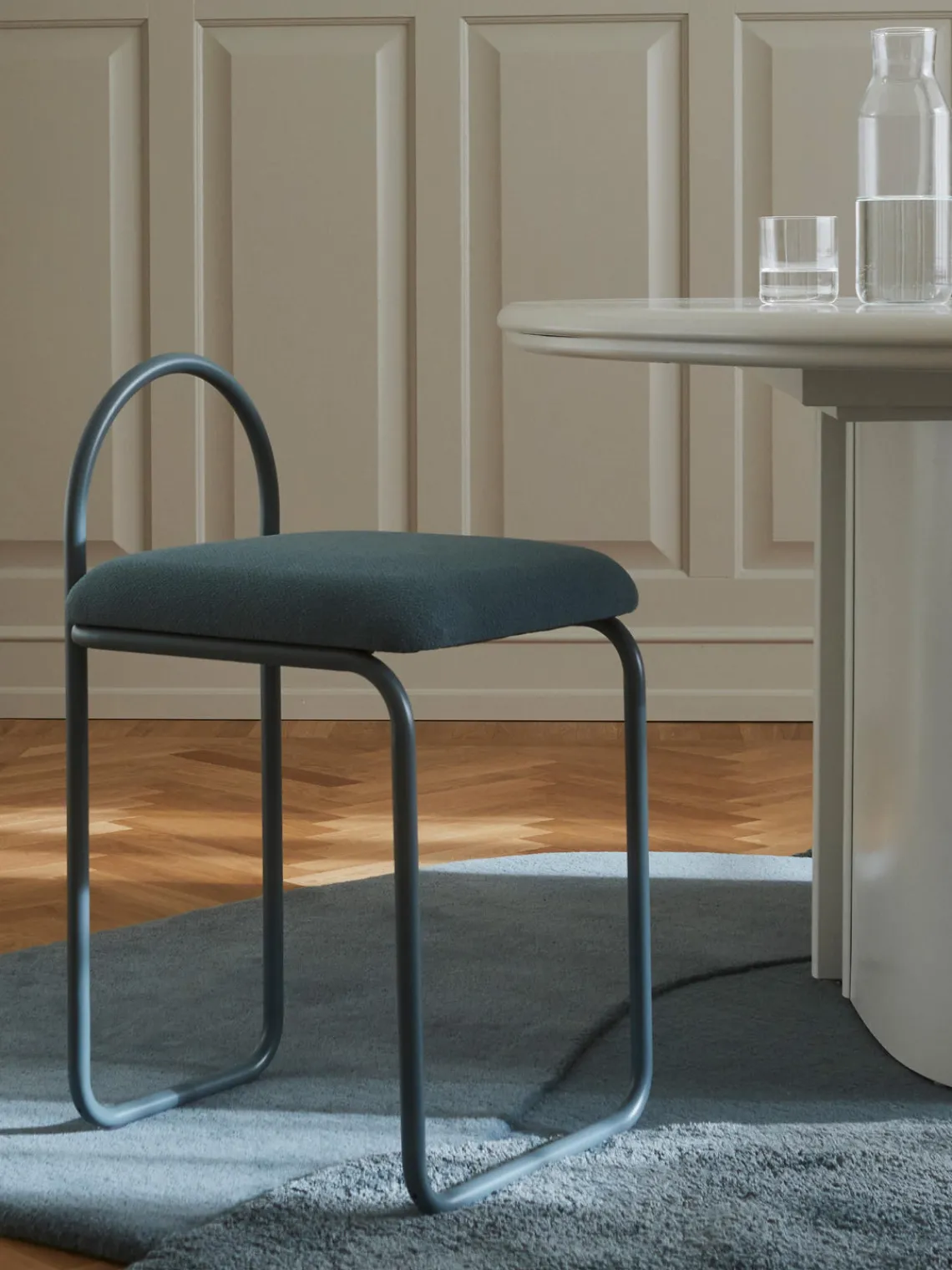 Sillas>AYTM Silla en tejido bouclé Angui Bouclé gris azulado