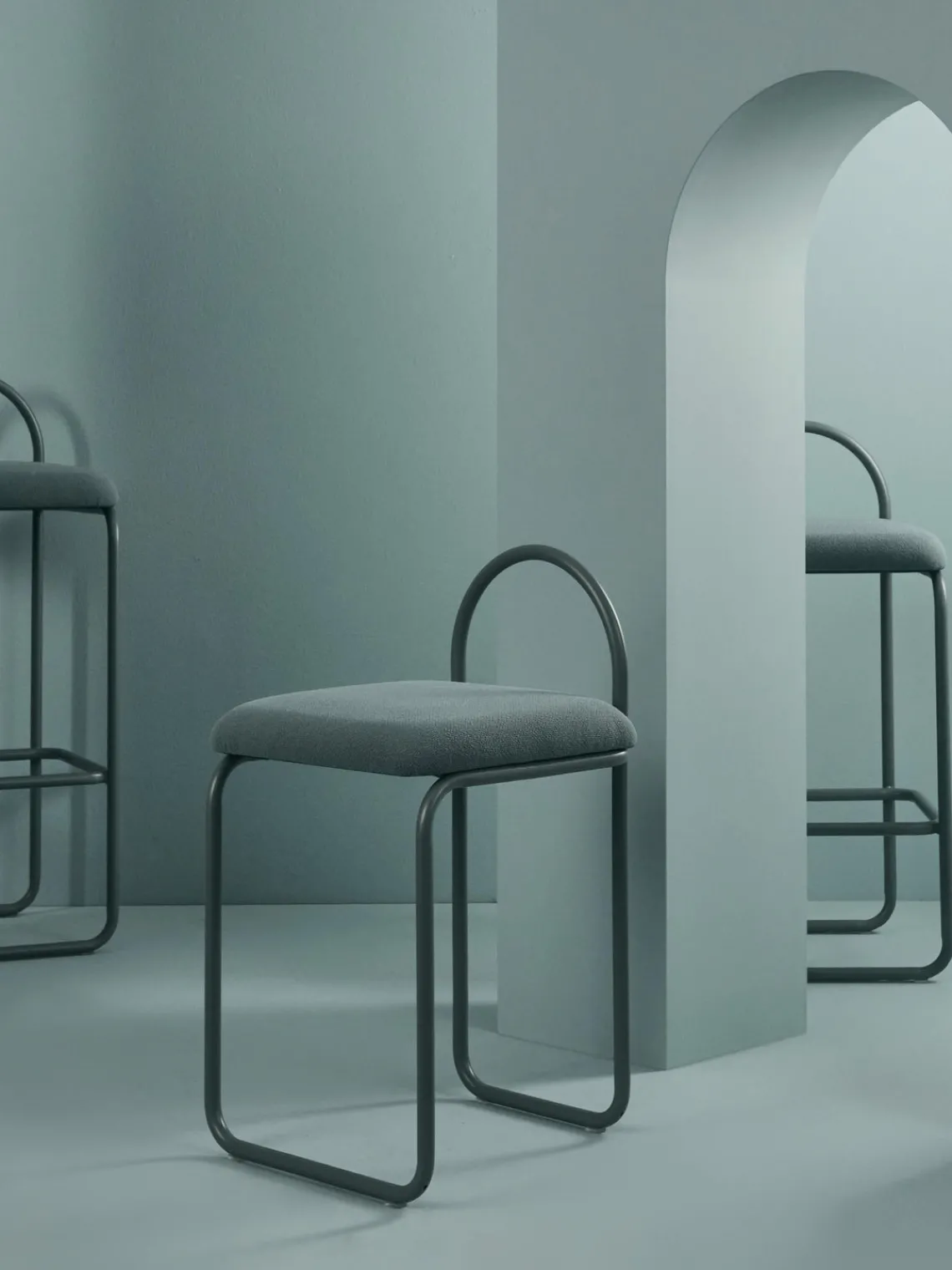 Sillas>AYTM Silla en tejido bouclé Angui Bouclé gris azulado