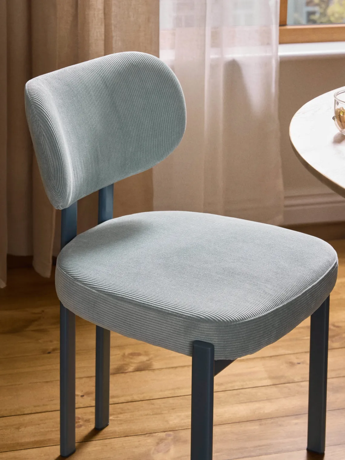 Sillas>Westwing Collection Silla tapizada de pana Adrien Pana azul claro, azul