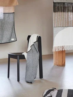 Sillas De Madera|Sillas>Form & Refine Sillas apilables de madera de roble Blueprint, 2 uds. Madera de roble lacada en negro