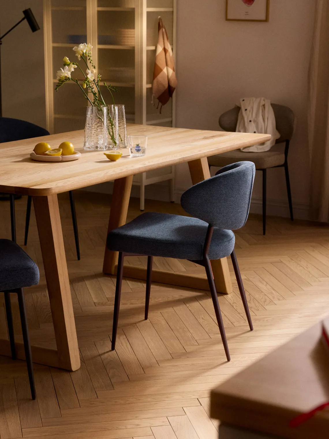 Sillas>Westwing Collection Sillas tapizadas Adele, 2 uds. Tejido gris azulado, negro mate