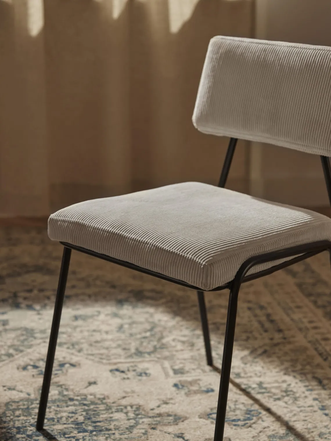 Sillas>Westwing Collection Sillas tapizadas en pana Mats, 2 uds. Pana blanca, negro