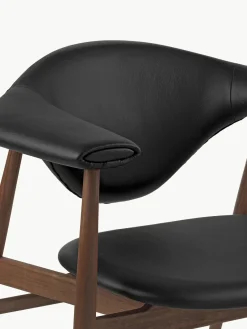 Sillones Pequeños|Sillones></noscript>GUBI Sillón de madera de nogal Masculo
