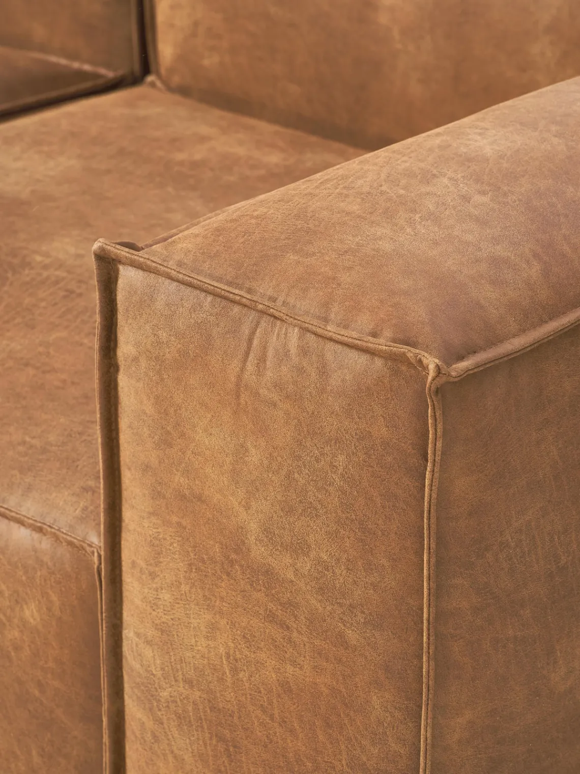 Sofás>Westwing Collection Sofá rinconera modular de cuero reciclado Lennon Cuero marrón