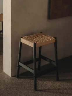 Outlet Taburete alto de madera de roble con asiento trenzado Yalia Pufs Y Otomanos|Pufs Y Otomanos