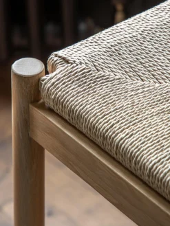 Taburetes Altos|Sillas></noscript> Taburete artesanal de madera de roble Eton