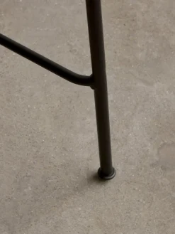 Taburetes Altos|Sillas></noscript>Audo Copenhagen Taburete de bar de metal y madera Co Negro