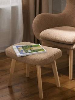 Pufs Y Otomanos|Pufs Y Otomanos></noscript>Westwing Collection Taburete de borreguillo Wing Borreguillo beige, madera de abedul