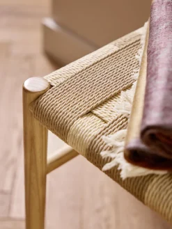 Pufs Y Otomanos|Pufs Y Otomanos></noscript>Westwing Collection Taburete de madera de fresno Mani Madera de fresno, tonos beige