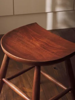 Pufs Y Otomanos|Pufs Y Otomanos></noscript>Westwing Collection Taburete de madera de mango Nino Madera de mango lacada en marrón