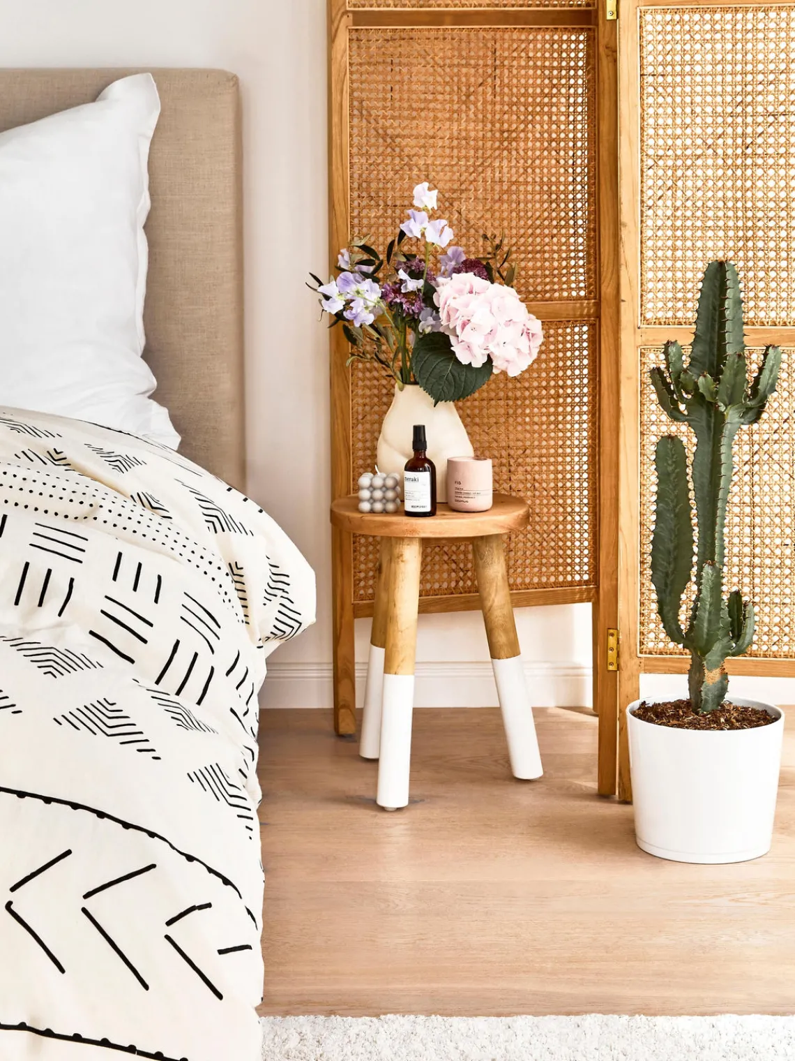 Pufs Y Otomanos|Pufs Y Otomanos> Taburete de madera de mungur Brocsy