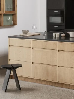 Pufs Y Otomanos|Pufs Y Otomanos></noscript>blomus Taburete de madera de roble Avio Madera de roble lacada en negro