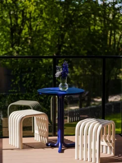 Pufs Y Otomanos|Pufs Y Otomanos></noscript>Noo.ma Taburete Nokk Blanco crema