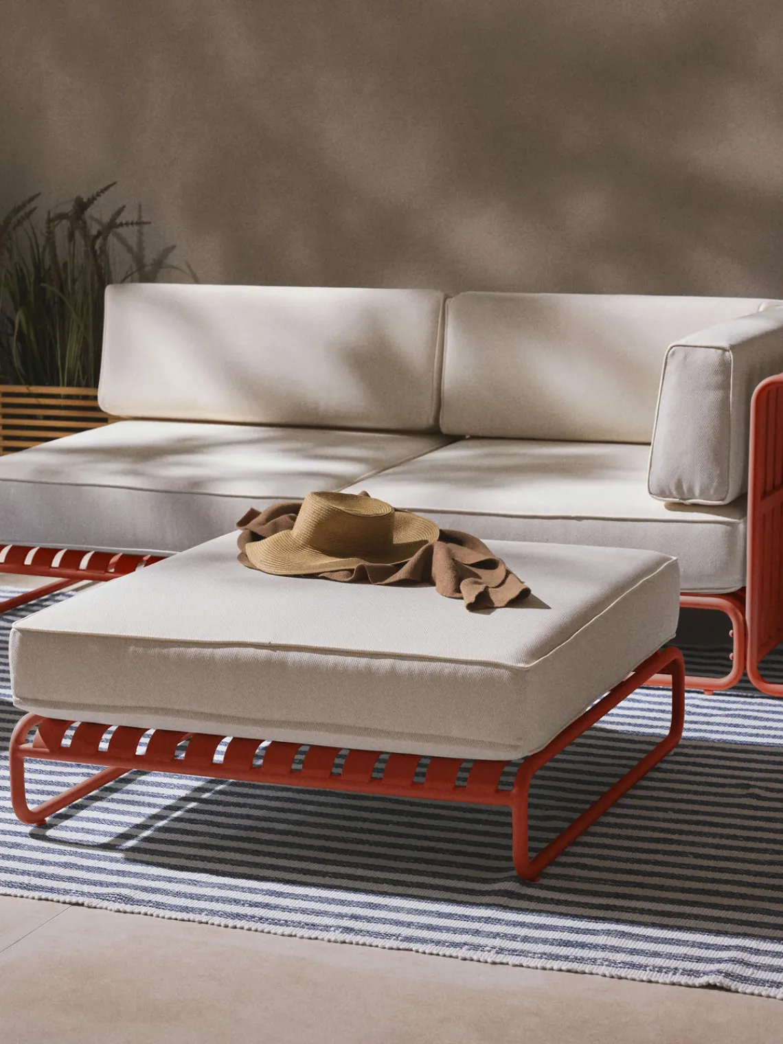 Sofás De Exterior|Sofás De Exterior>Westwing Collection Taburete para exterior Caio Blanco Off White, terracota