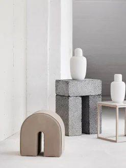 Clearance Taburete tapizado en piel de nobuck Curved Pufs Y Otomanos|Pufs Y Otomanos