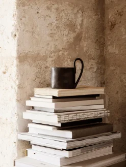 Tazas Y Mugs|Vajillas Completas></noscript>Ferm Living Taza de cerámica Flow Negro