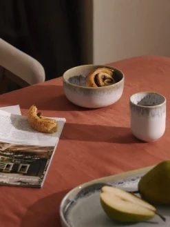 Tazas Y Mugs|Vajillas Completas></noscript>Westwing Collection Tazas artesanales con esmalte reactivo Danza, 4 uds. Blanco, tonos beige, con gradiente de color