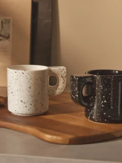 Tazas Y Mugs|Menaje De Mesa></noscript>Westwing Collection Tazas artesanales de porcelana Aiko, 2 uds. Negro, blanco