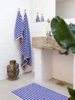 Toallas De Playa|Toallas></noscript>Bongusta Toalla de algodón ecológico Naram, tamaños diferentes Azul real, rosa claro