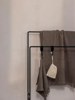 Discount Toallero de metal Delaya Armarios De Baño|Armarios De Baño