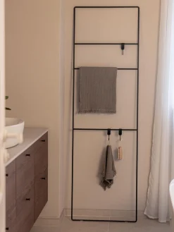 Online Toallero de metal Estina Armarios De Baño|Estanterías De Baño