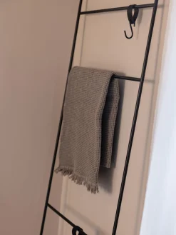 Online Toallero de metal Estina Armarios De Baño|Estanterías De Baño