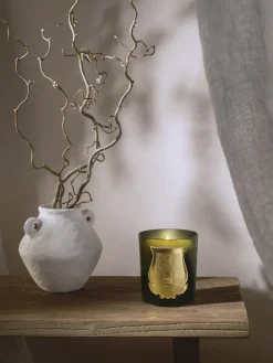 Velas Perfumadas|Jarrones></noscript>Trudon Vela perfumada artesanal Josephine (camelia china, jazmín egipcio & rosa turca) Camelia china, jazmín egipcio, rosa turca