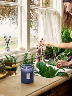 Best Vela perfumada artesanal Mediterranean Lemon (limón, bergamota, jazmín y ámbar solar) Velas Perfumadas|Jarrones