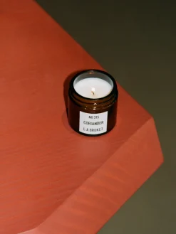 Vela perfumada Coriander (eucalipto, grosella negra) Velas Perfumadas|Jarrones