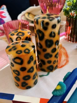 Velas Decorativas|Jarrones>Anna + Nina Vela pilar artesanal Leopard, 15 cm
