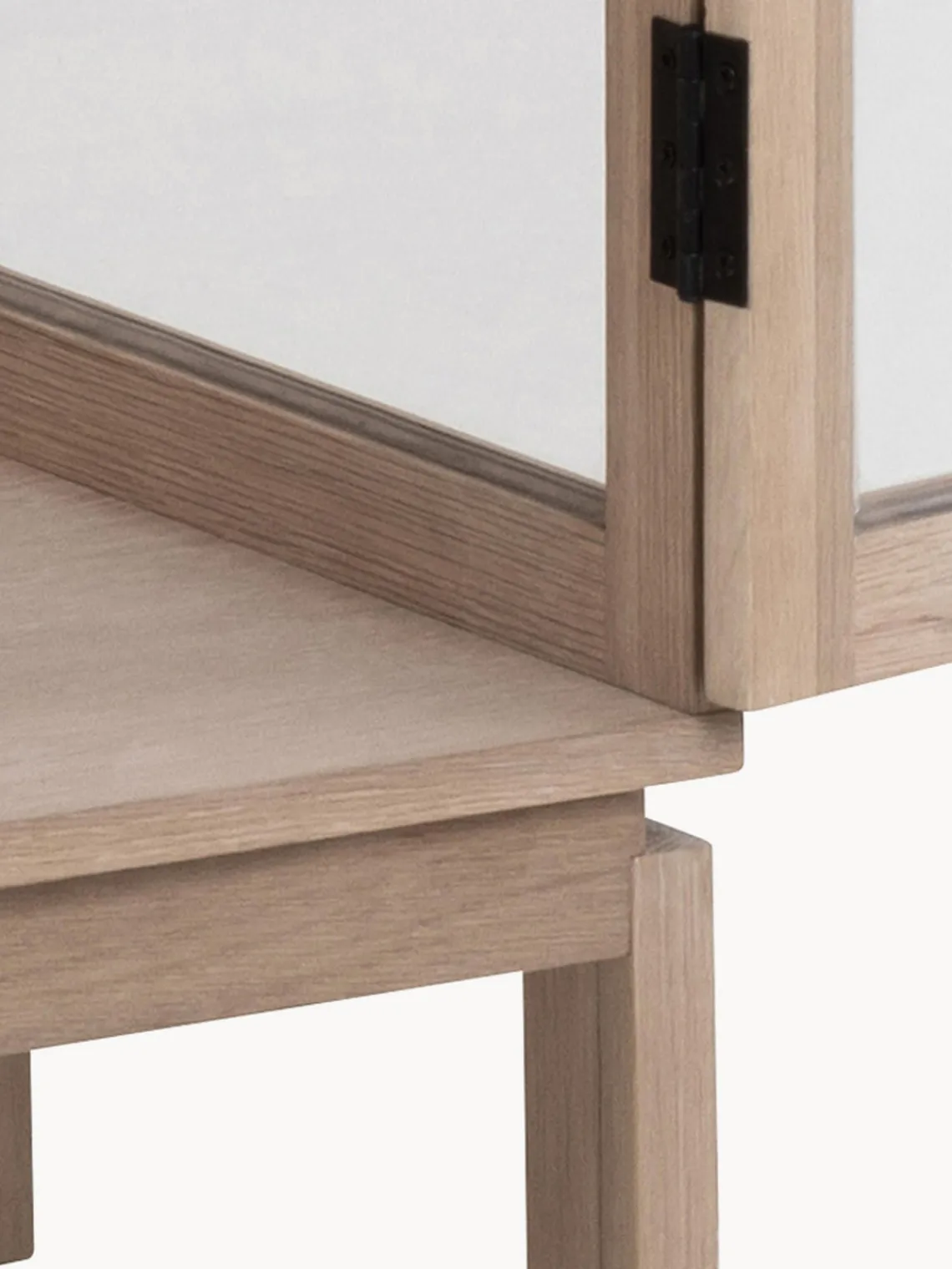 Vitrina de madera con puertas de vidrio Linley Vitrinas|Vitrinas